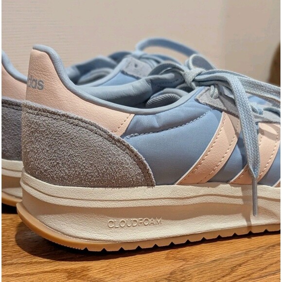 Adidas Size 7.5 Run 70s 2.0 Retro Blue/ Pink/Gum Suede & Mesh Sneakers NWOB - Picture 1 of 10